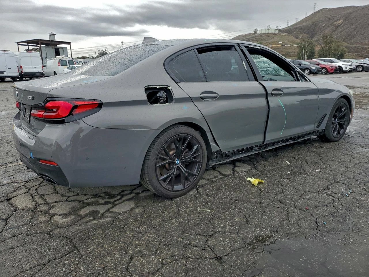 BMW 530 i* MPACK* KEYLESS* ПОДГРЕВ* КАМЕРА* ШИБИДАХ - изображение 6