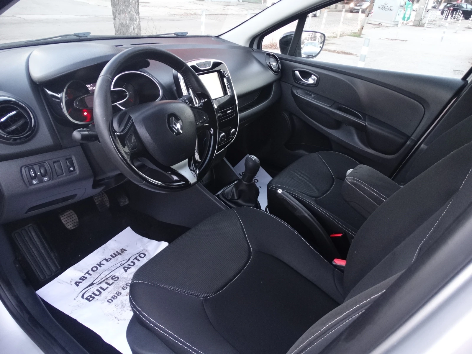 Renault Clio 1.5 DCI - 90 �.� | Mobile.bg � ����������� 11