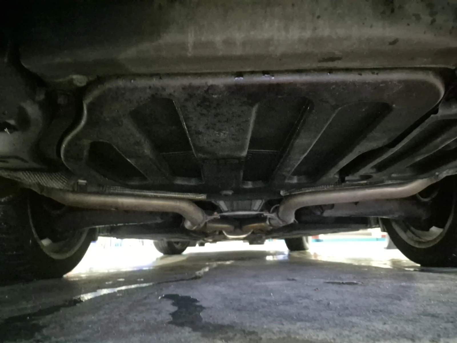 Mercedes-Benz CLS 400 AMG* ОБДУХ* PANO* ПОДГРЕВ* М.ТОЧКА, снимка 5 - Автомобили и джипове - 53893514