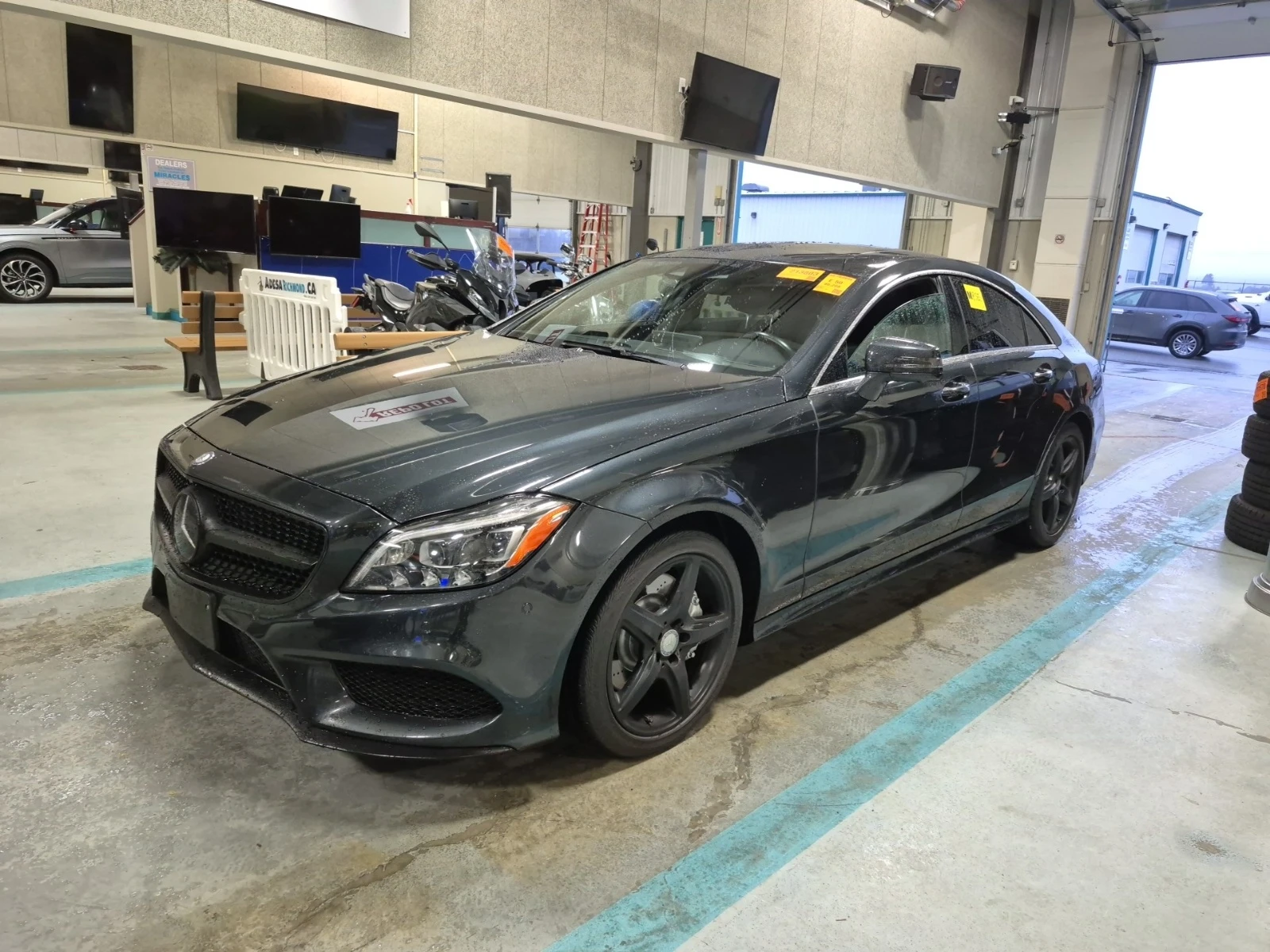 Mercedes-Benz CLS 400 AMG* ОБДУХ* PANO* ПОДГРЕВ* М.ТОЧКА