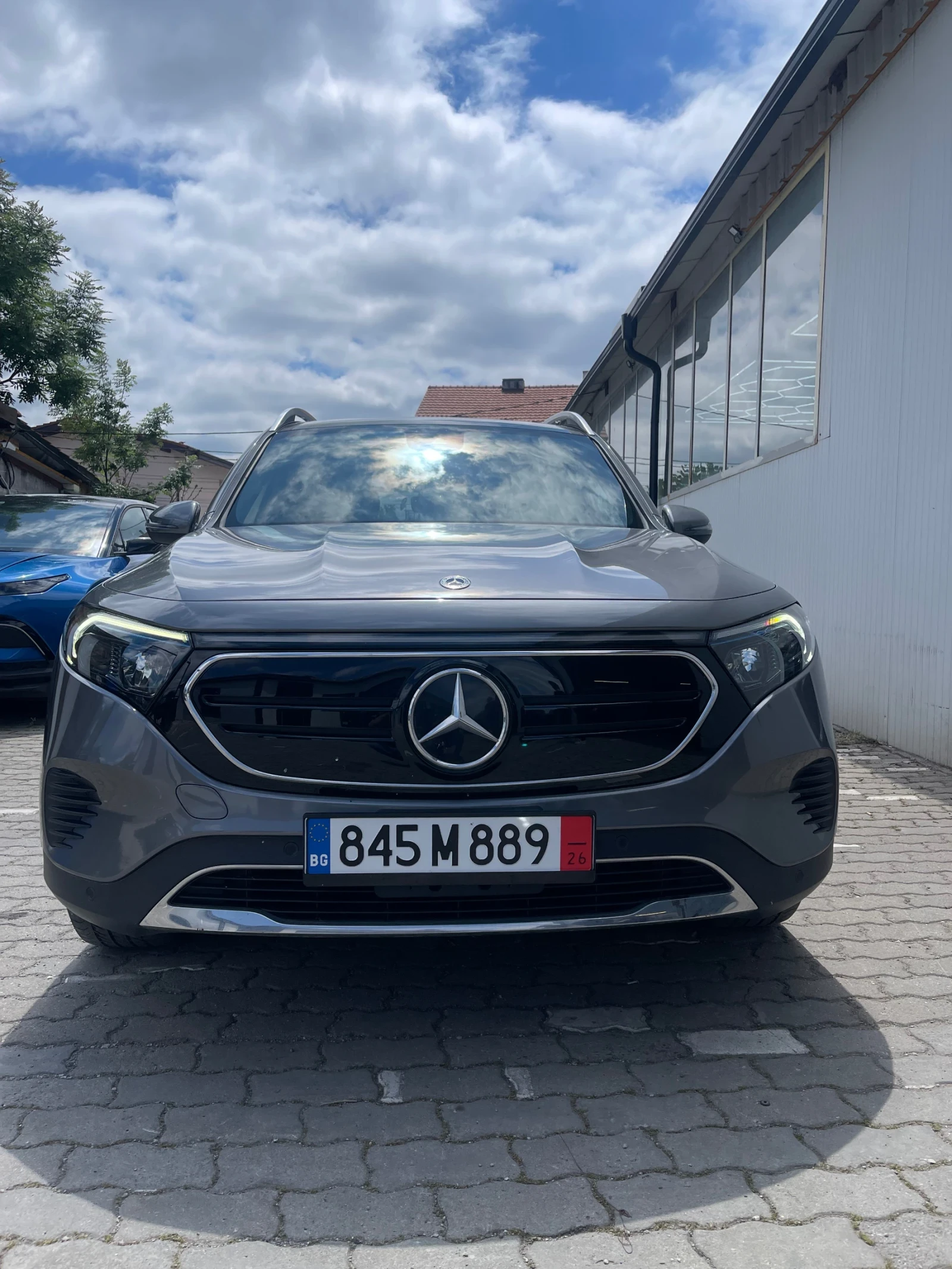 Mercedes-Benz EQB 350 4 MATIC , снимка 2 - Автомобили и джипове - 54598523