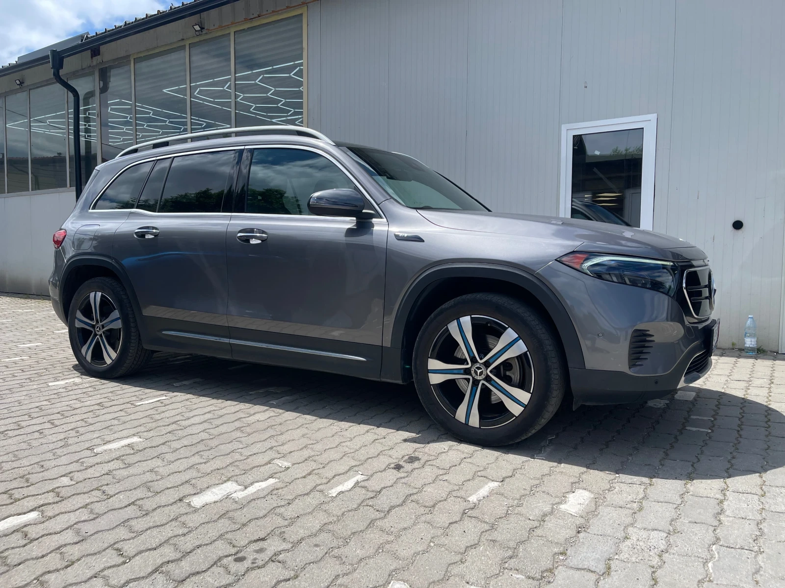 Mercedes-Benz EQB 350 4 MATIC , снимка 4 - Автомобили и джипове - 54598523