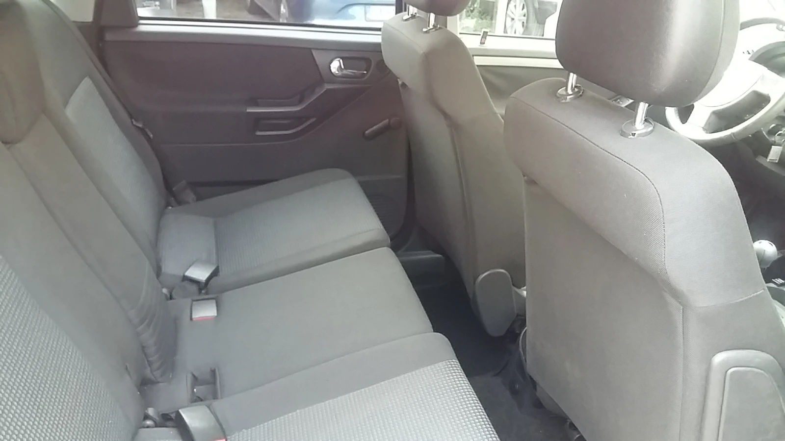 Opel Meriva 1.4i16v-LPG!!!Comfort edition!!!, снимка 11 - Автомобили и джипове - 54660270