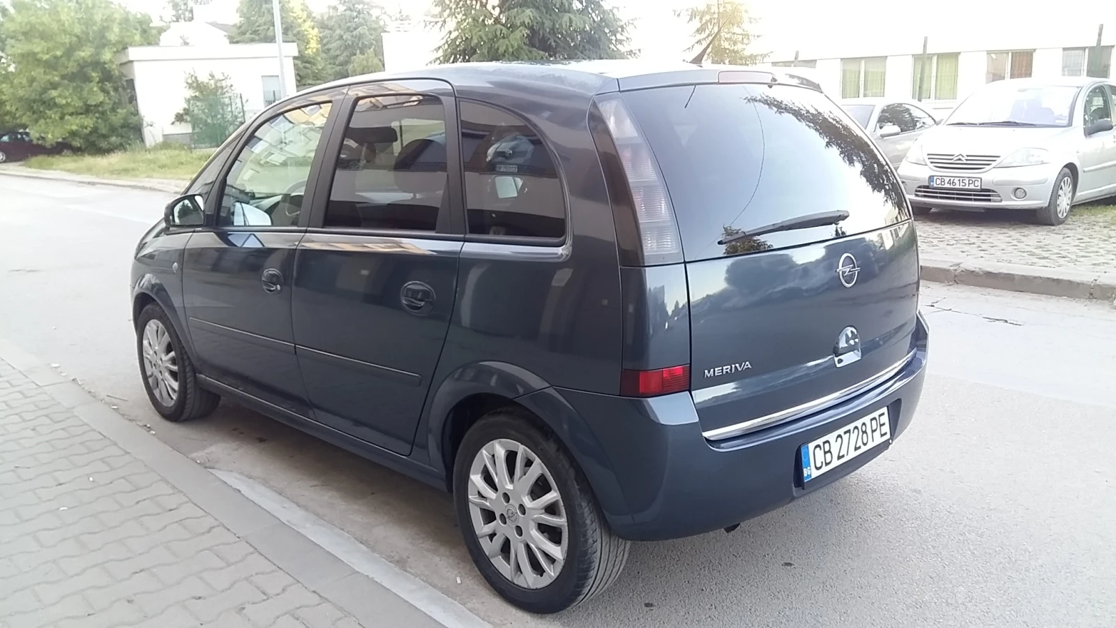 Opel Meriva 1.4i16v-LPG!!!Comfort edition!!!, снимка 7 - Автомобили и джипове - 54660270