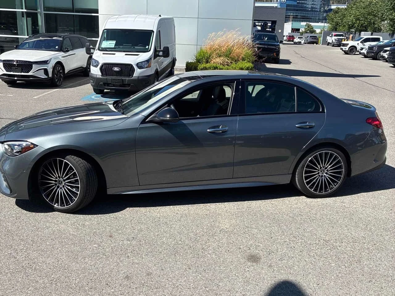 Mercedes-Benz C 300 /360/DIS/BURMESTER/АВТОКРЕДИТ, снимка 2 - Автомобили и джипове - 54788011