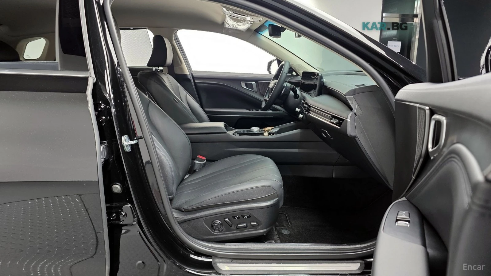 Kia K8 NOBLESSE* FULL-TECH* MASSAGE* , снимка 11 - Автомобили и джипове - 54896672