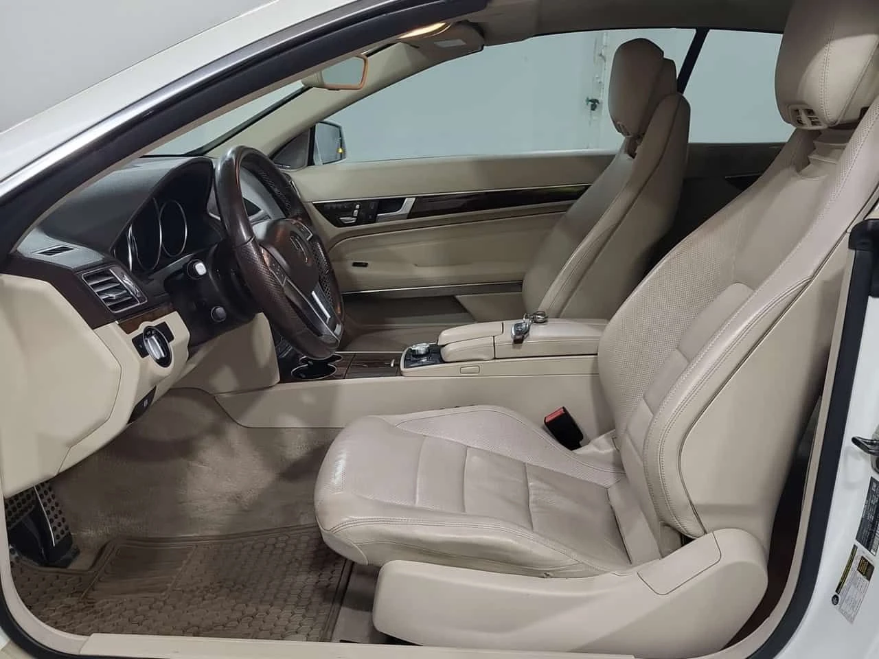 Mercedes-Benz E 350 * Cabriolet * CARFAX * Без инциденти * , снимка 10 - Автомобили и джипове - 54967303