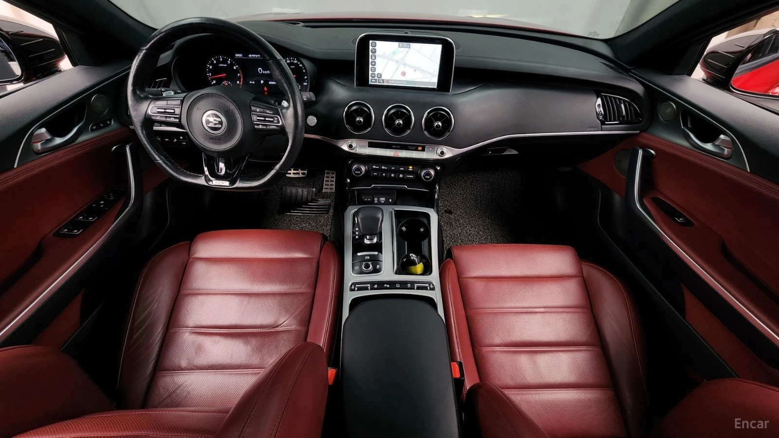 Kia Stinger 3.3Т GT* ОБДУХ* AWD* 360* HUD* PANO* АВТОКРЕДИТ, снимка 7 - Автомобили и джипове - 55616562
