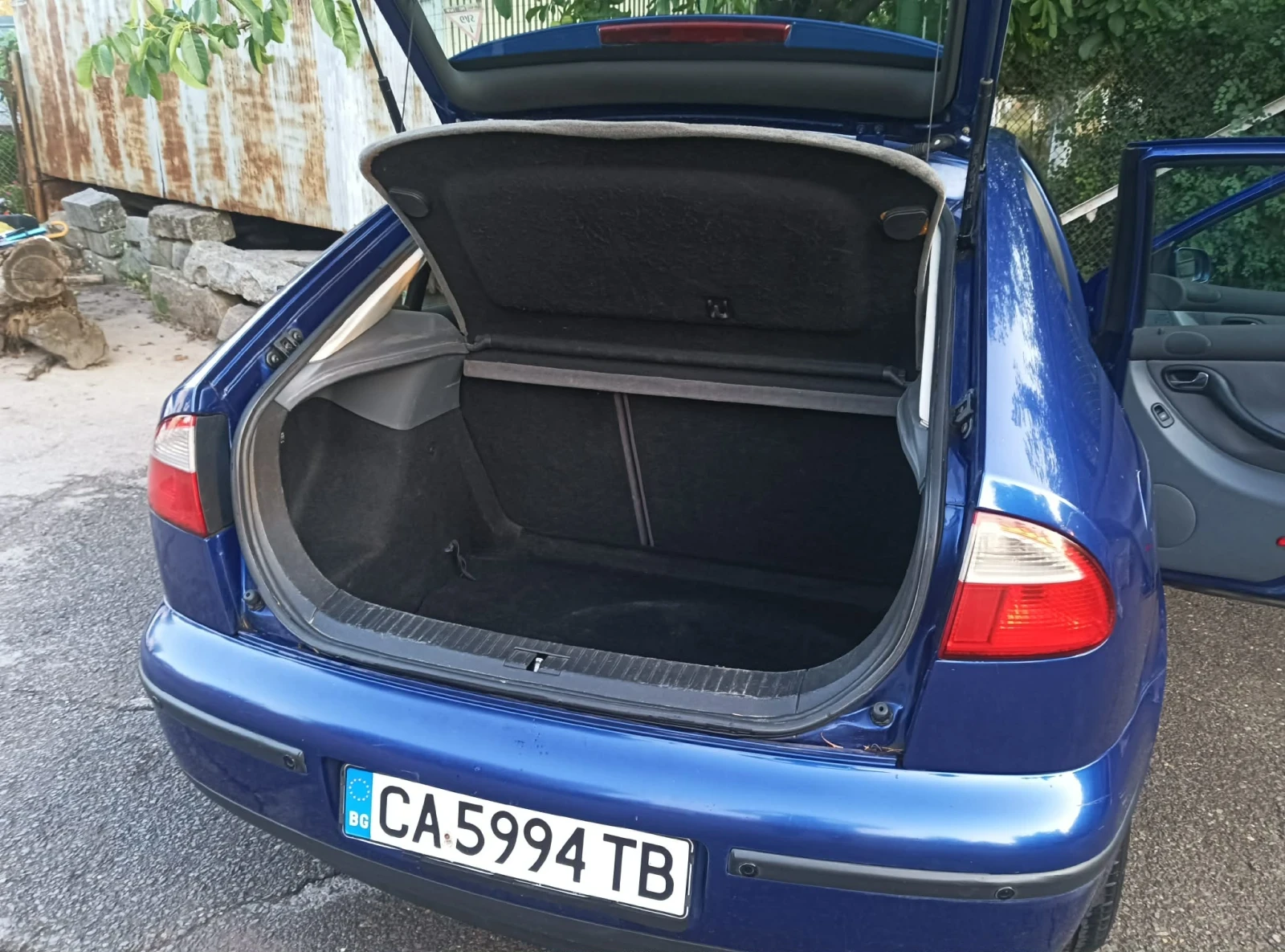 Seat Leon 1.6, снимка 12 - Автомобили и джипове - 55704680