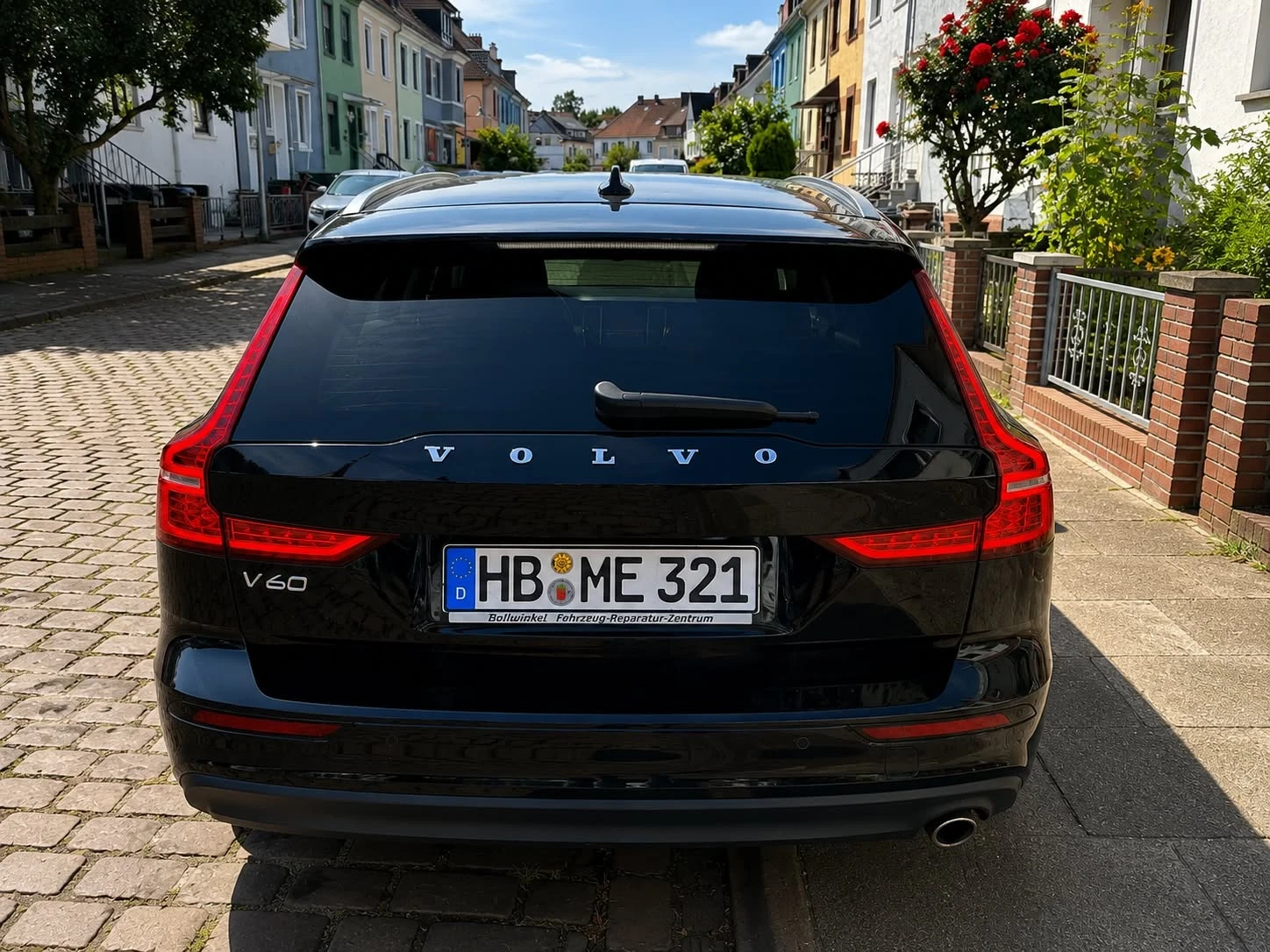Volvo V60, снимка 2 - Автомобили и джипове - 55778137