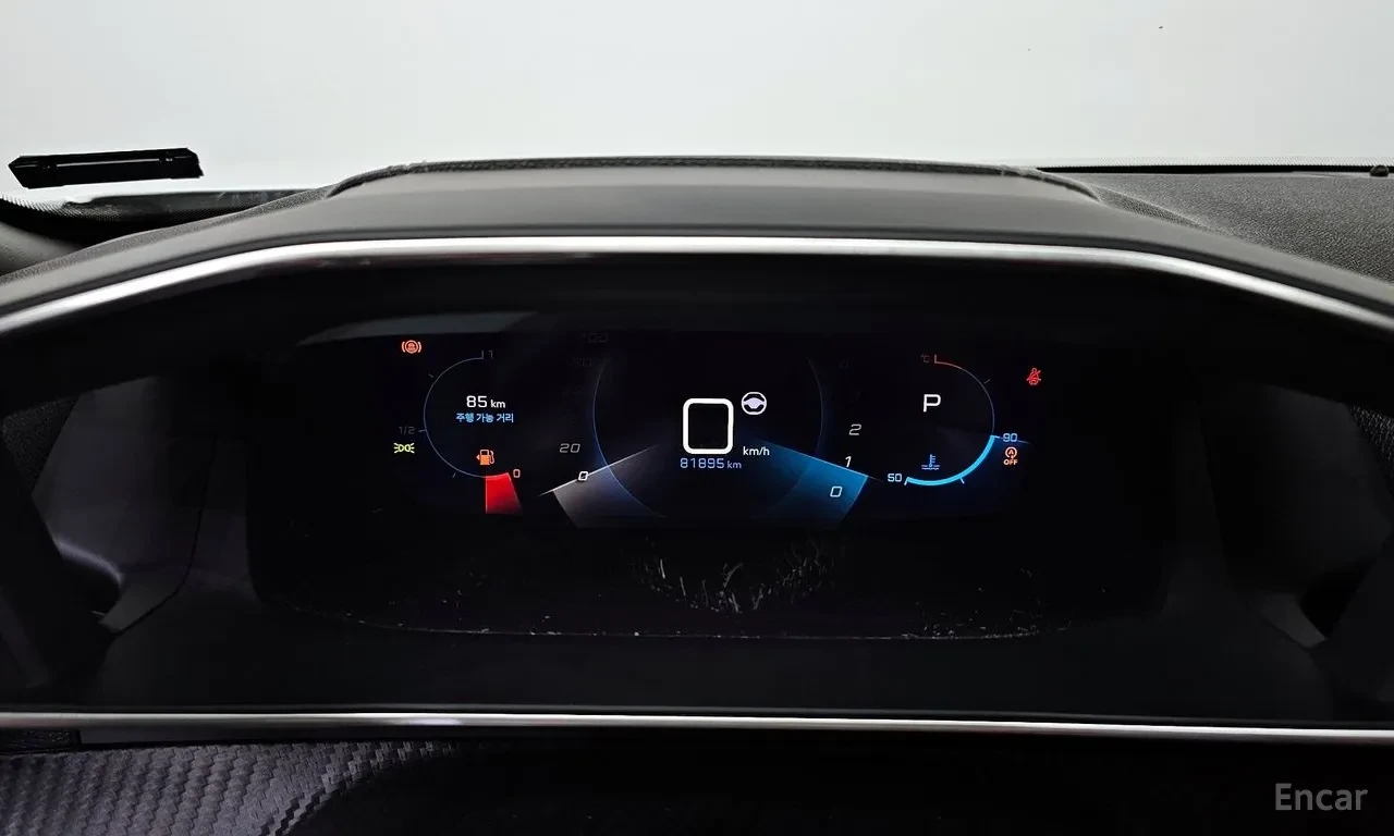 Peugeot 2008 BlueHDi* GT* FULL ЗА МОДЕЛА* ДИСТРОНИК* ЦЕНА ДО БГ, снимка 16 - Автомобили и джипове - 55787671