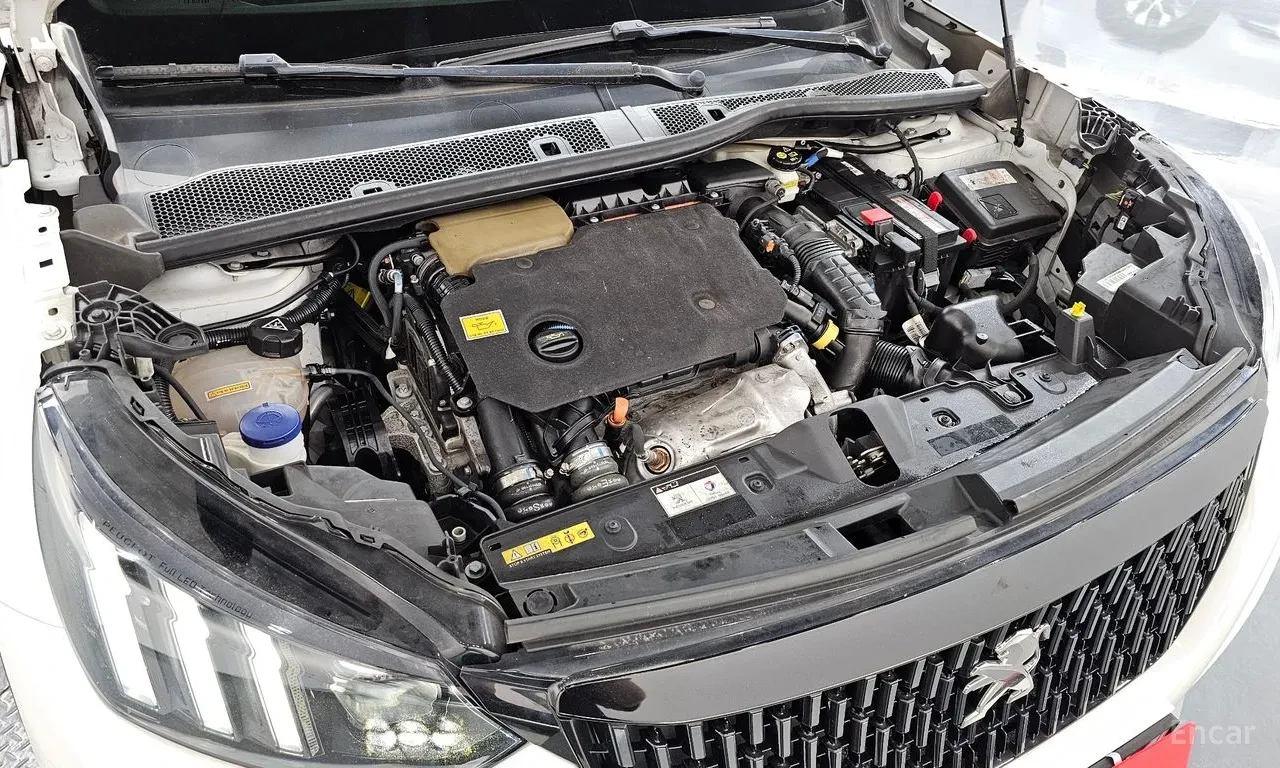 Peugeot 2008 BlueHDi* GT* FULL ЗА МОДЕЛА* ДИСТРОНИК* ЦЕНА ДО БГ, снимка 6 - Автомобили и джипове - 55787671