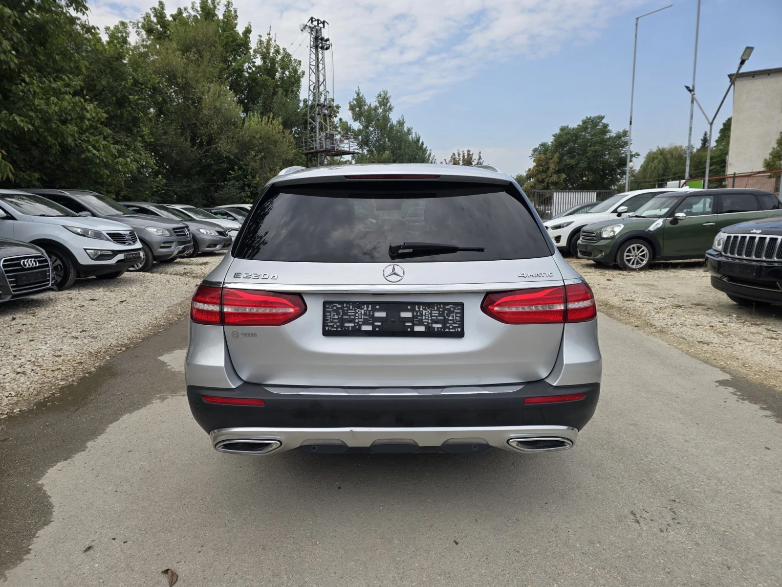 Mercedes-Benz E 220 ALLTERRAIN 4MATIC Топ състояние , снимка 6 - Автомобили и джипове - 55830669