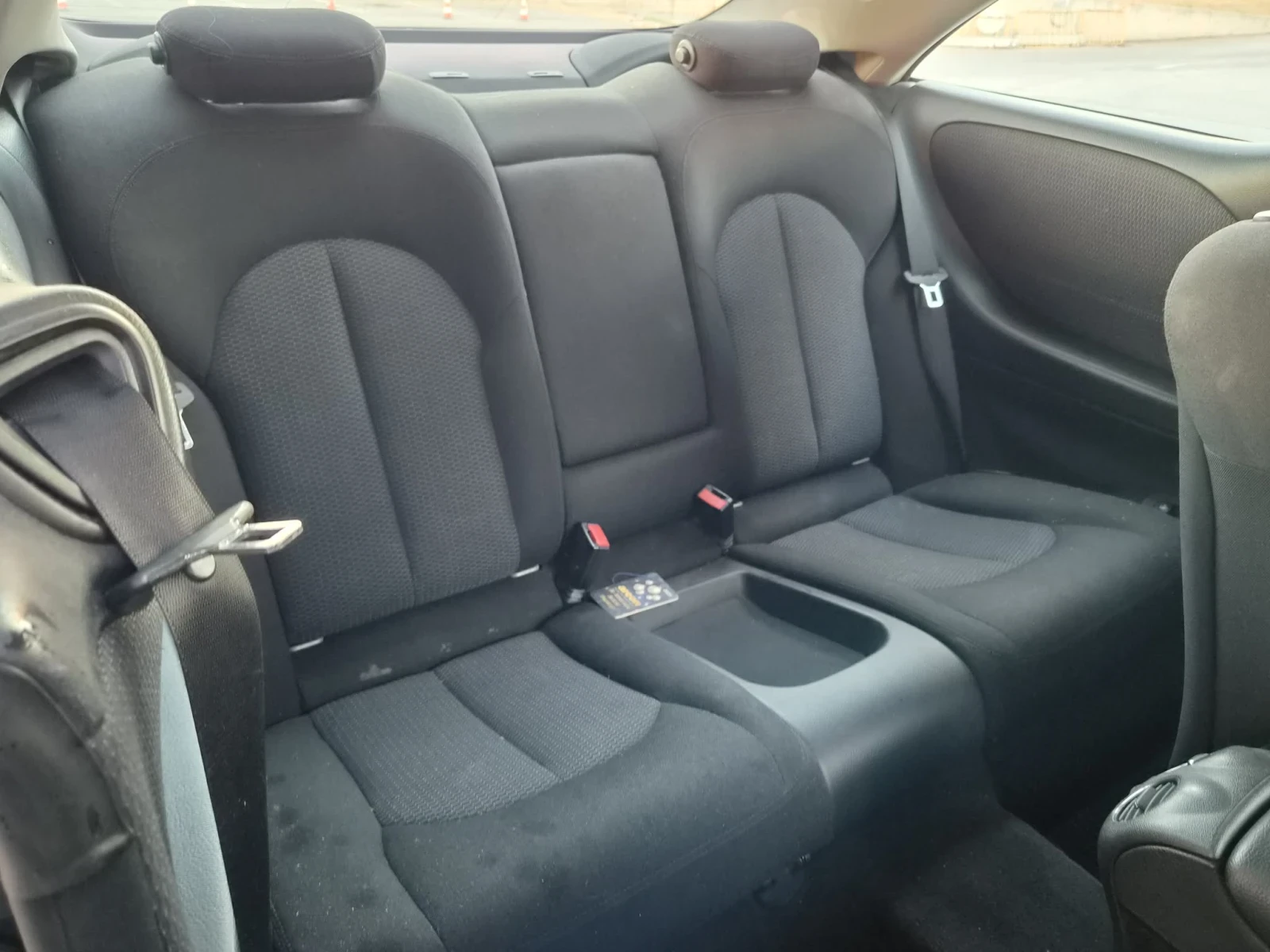 Mercedes-Benz CLK 320cdi, снимка 13 - Автомобили и джипове - 56275127