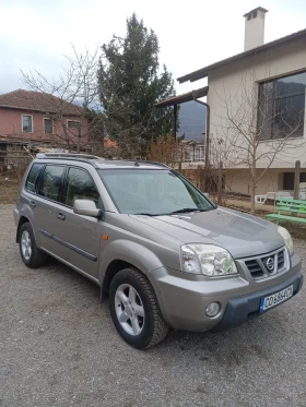 Nissan X-trail 2.2 Dizel 4x4  6 скорости, снимка 2