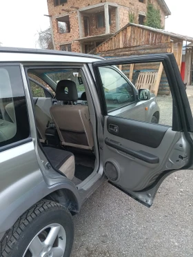 Nissan X-trail 2.2 Dizel 4x4  6 скорости, снимка 12