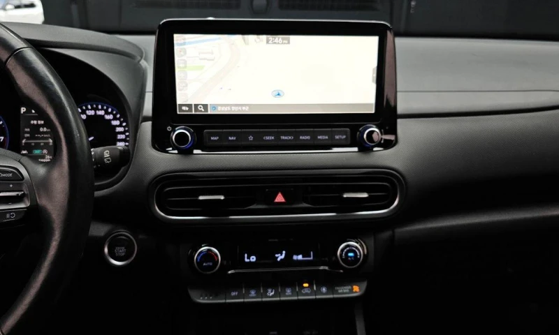 Hyundai Kona Gasoline 2.0 2WD Modern, снимка 14 - Автомобили и джипове - 52112792