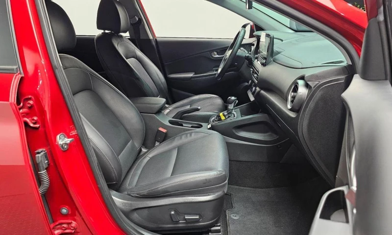 Hyundai Kona Gasoline 2.0 2WD Modern, снимка 10 - Автомобили и джипове - 52112792