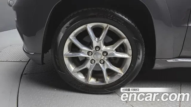 Jeep Grand cherokee 3.0 CRD Overland Summit 4x4, снимка 4 - Автомобили и джипове - 54485068