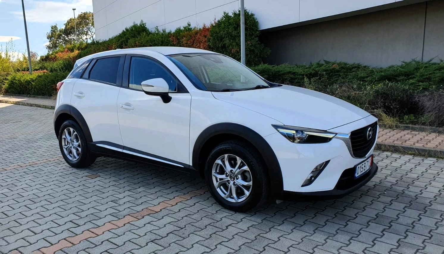 Mazda CX-3 1.5d 4x4 Exceed - изображение 3