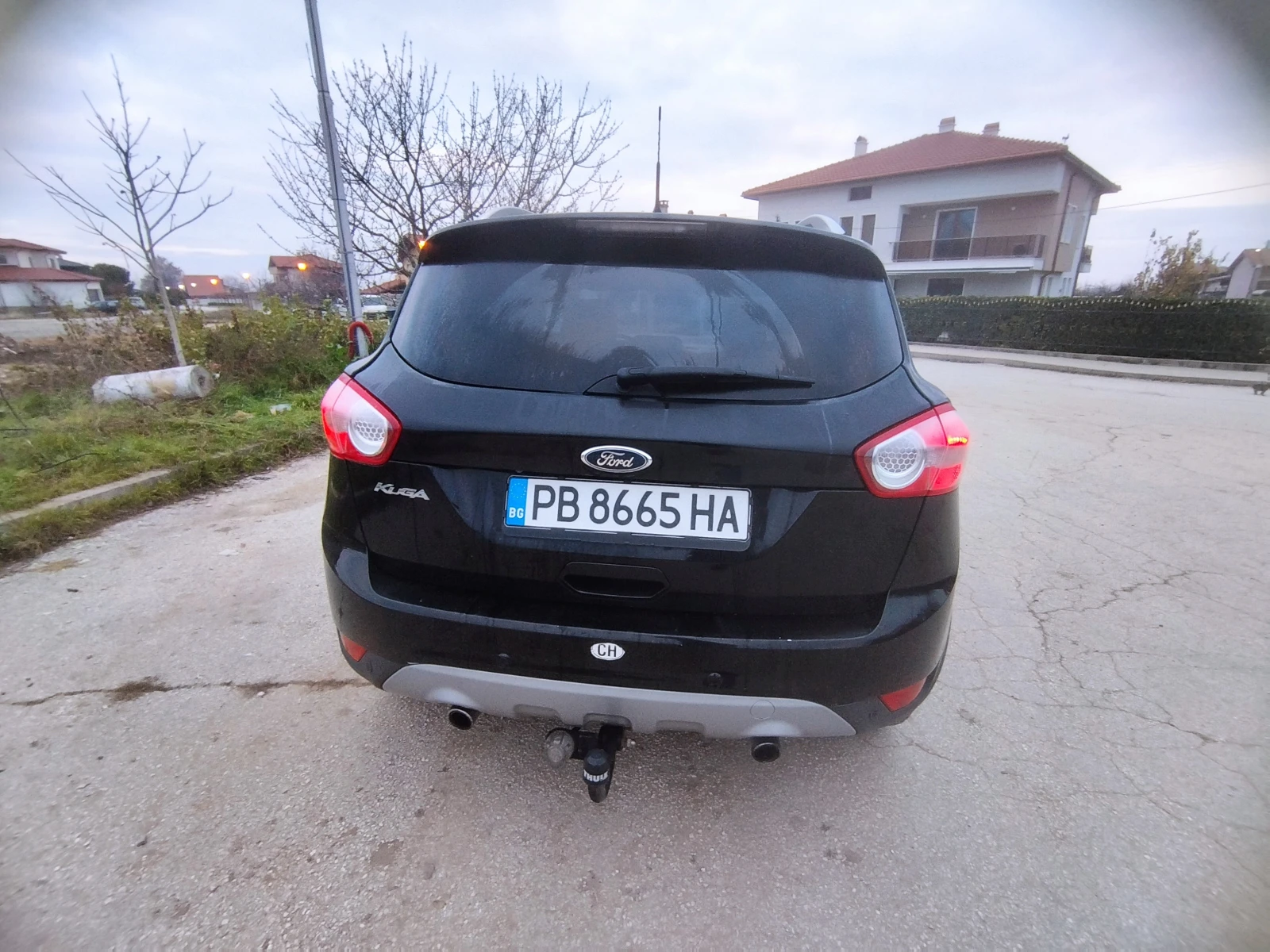 Ford Kuga  - изображение 6