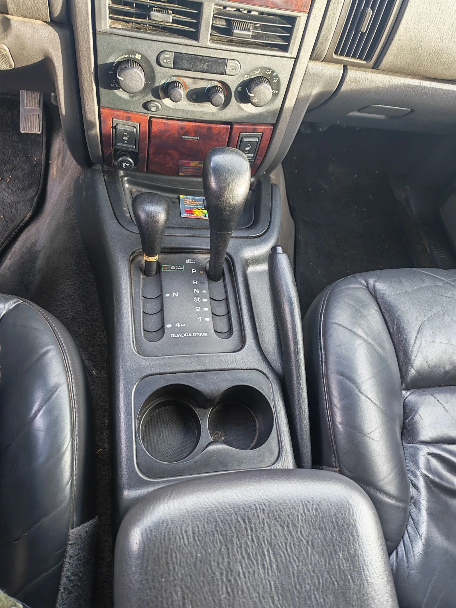 Jeep Grand cherokee, снимка 12 - Автомобили и джипове - 53751326