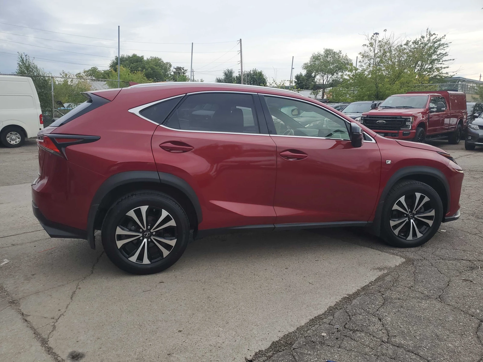 Lexus NX 300 * CARFAX * ОПЦИЯ ЗА ФИНАНСИРАНЕ, снимка 12 - Автомобили и джипове - 56062805