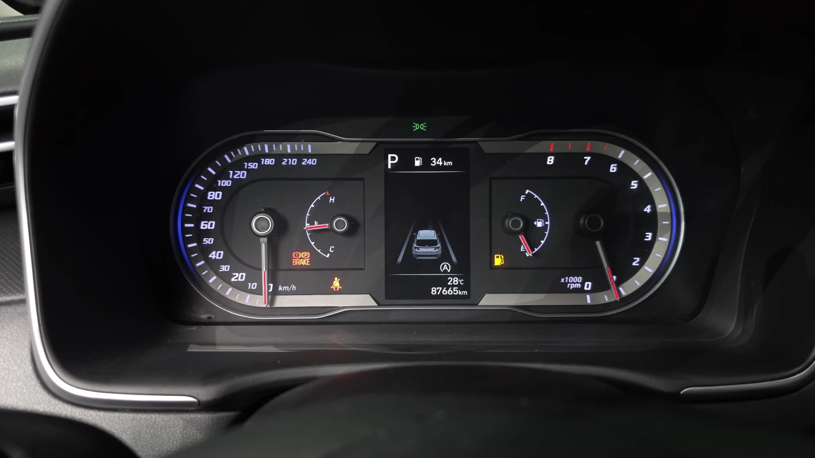 Hyundai Tucson Gasoline 1.6 Turbo 2WD autogeorge.com, снимка 12 - Автомобили и джипове - 56092622