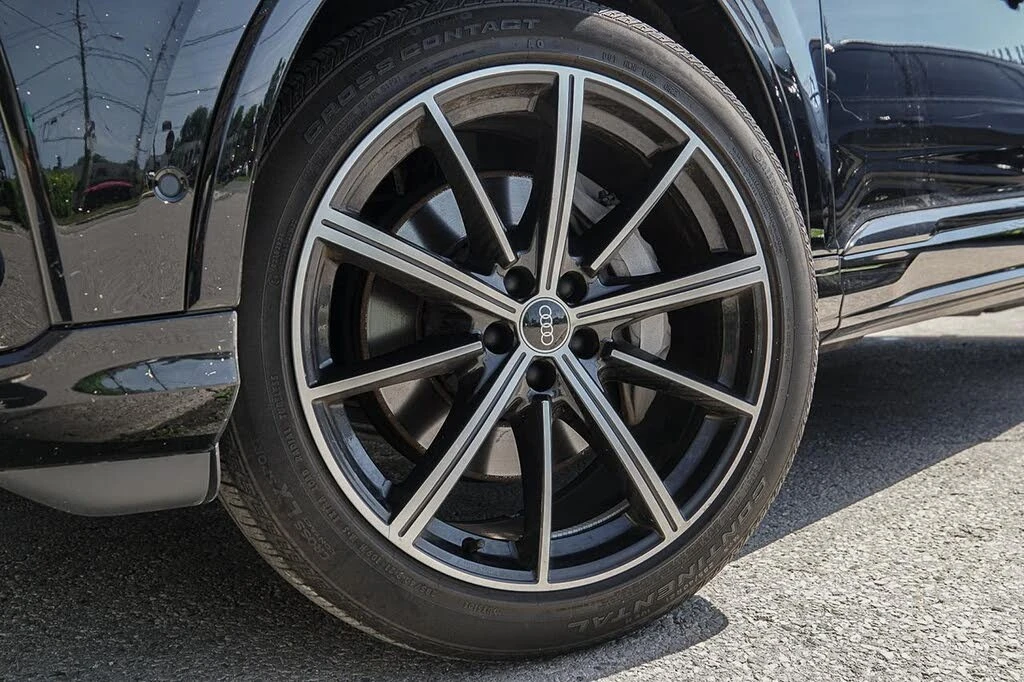 Audi Q7 S-LINE QUATTRO | 7 PASS | 360 | Vented Seats, снимка 3 - Автомобили и джипове - 56118012