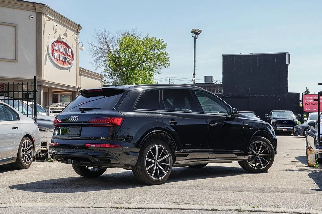 Audi Q7 S-LINE QUATTRO | 7 PASS | 360 | Vented Seats, снимка 5 - Автомобили и джипове - 56118012