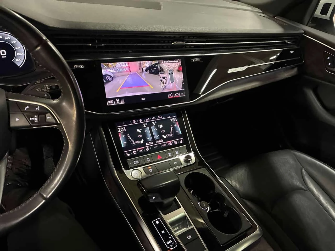Audi Q8 * Progressiv * CARFAX * ПРЕДСТАВИТЕЛСТВО * , снимка 9 - Автомобили и джипове - 56716818