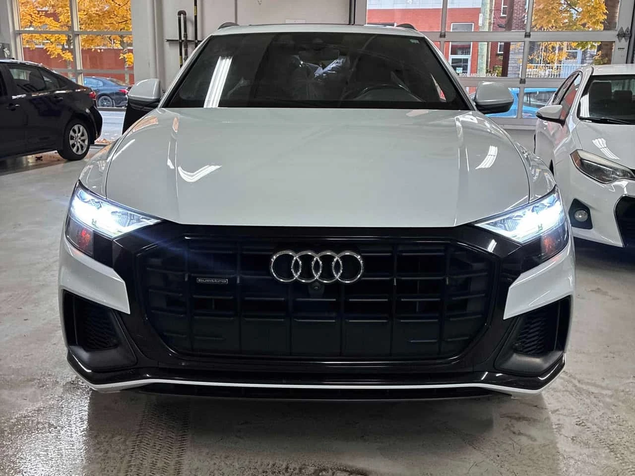 Audi Q8 * Progressiv * CARFAX * ПРЕДСТАВИТЕЛСТВО * , снимка 4 - Автомобили и джипове - 56716818
