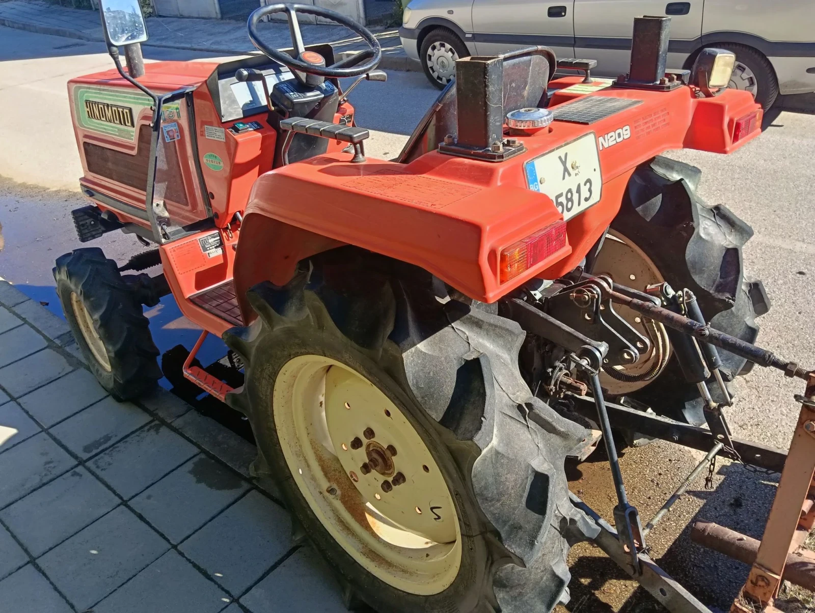 Трактор Hinomoto N209, снимка 10 - Селскостопанска техника - 56430293