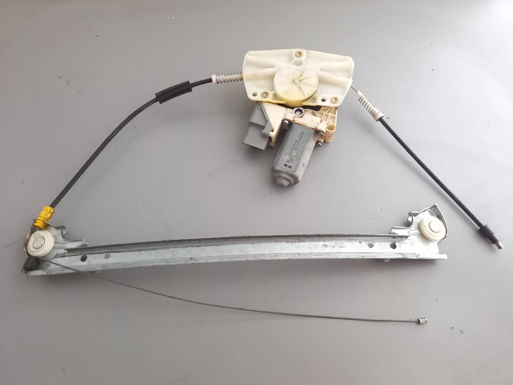 �� ������� ������ ����� ����� ���� 607 (2) | Mobile.bg � ����������� 1