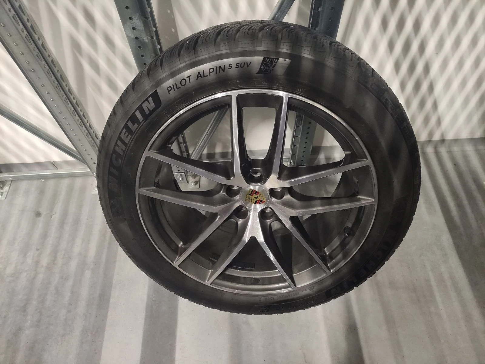 ���� � ������ 295/40R20 �� Porsche Macan | Mobile.bg � ����������� 4