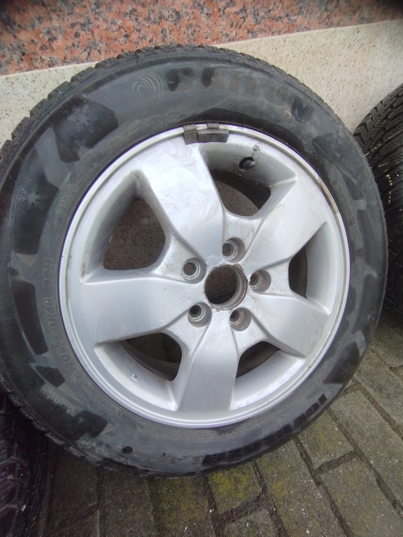 Гуми с джанти Sailun 205/60R16, снимка 7 - Гуми и джанти - 56022978