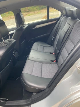 Mercedes-Benz C 320 Avantgarde, снимка 9
