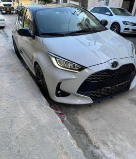 Toyota Yaris Hybrid, снимка 3