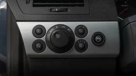 Opel Astra GTC, снимка 12