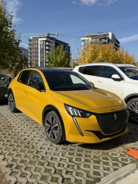 Peugeot 208 GT, снимка 1