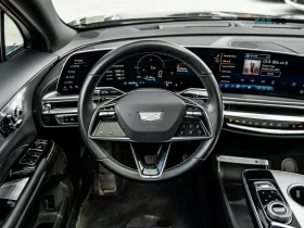 Cadillac XT5, снимка 12