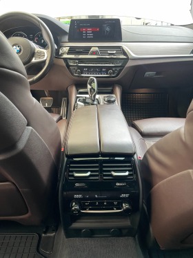 BMW 530E Luxury M Pack, снимка 12 - Автомобили и джипове - 44668903