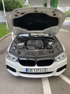 BMW 530E Luxury M Pack, снимка 8 - Автомобили и джипове - 44668903