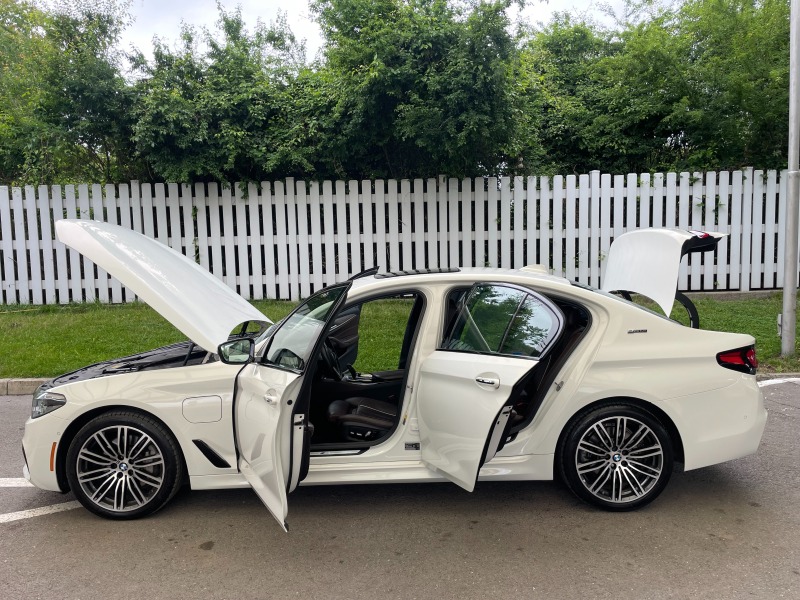 BMW 530E Luxury M Pack, снимка 16 - Автомобили и джипове - 44668903