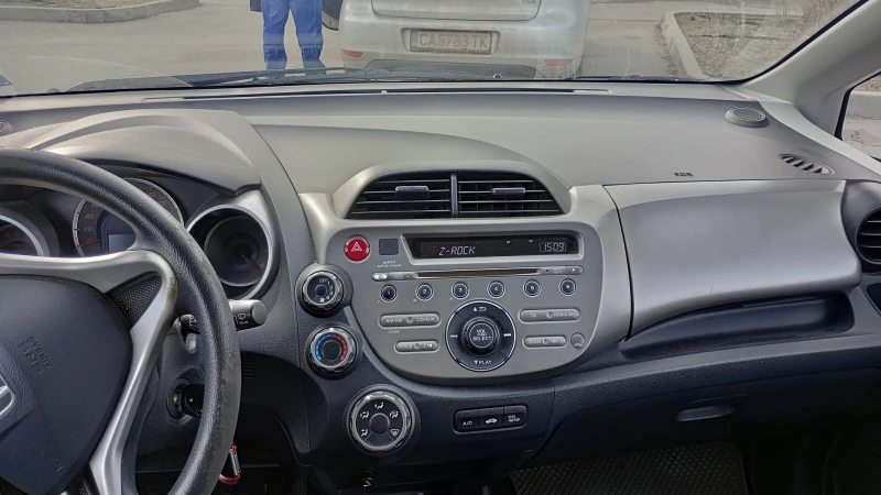 Honda Jazz, снимка 2 - Автомобили и джипове - 48557155