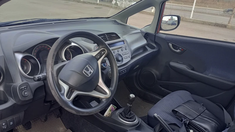 Honda Jazz, снимка 5 - Автомобили и джипове - 48557155