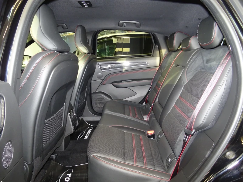 Renault Arkana 1.6 E-TECH HYBRID RS LINE 145, снимка 13 - Автомобили и джипове - 52578586