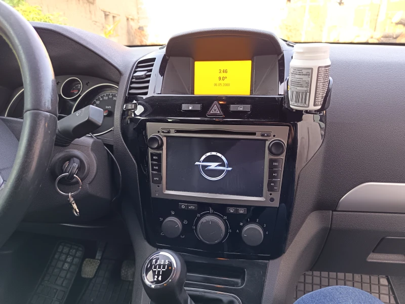 Opel Zafira, снимка 7 - Автомобили и джипове - 52629939