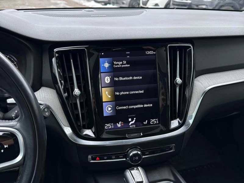 Volvo V60 Cross Country T5 AWD  CARFAX, снимка 9 - Автомобили и джипове - 53363017