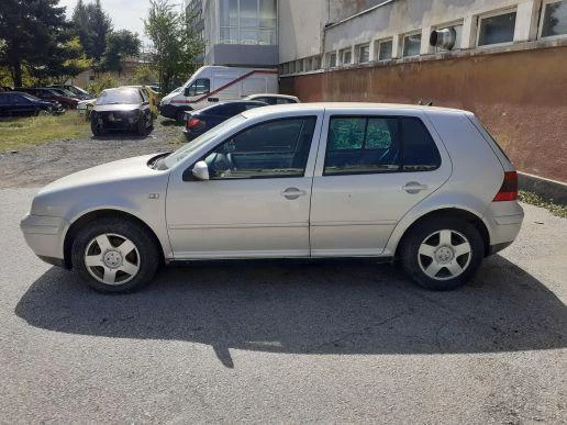 VW Golf 2.3 V5 на части - изображение 4